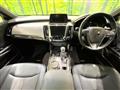 2018 Toyota Crown Hybrid