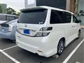 2011 Toyota Vellfire