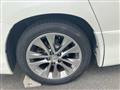 2011 Toyota Vellfire