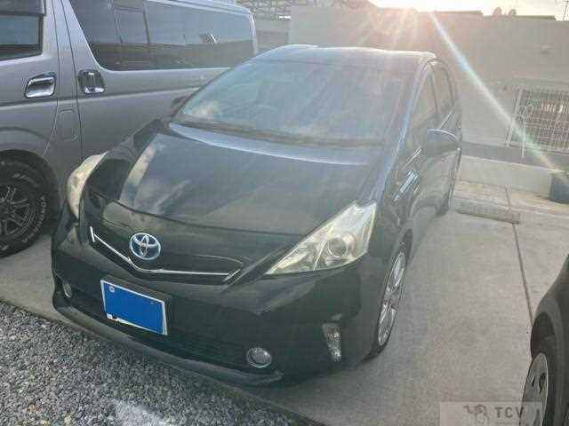 2011 Toyota PRIUS α