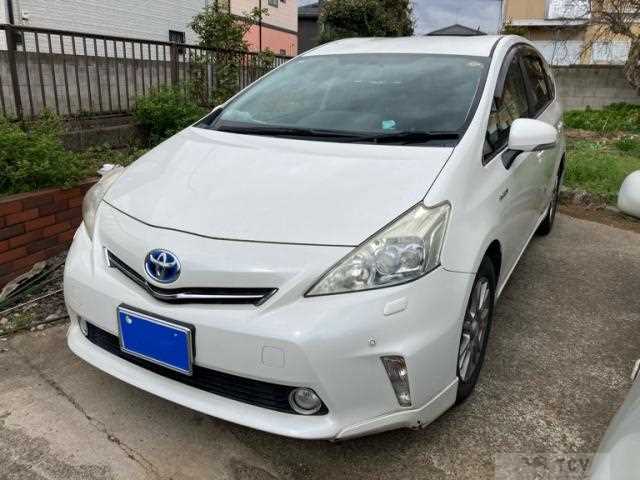 2012 Toyota PRIUS α