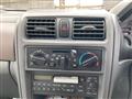 2001 Mitsubishi Toppo Bj