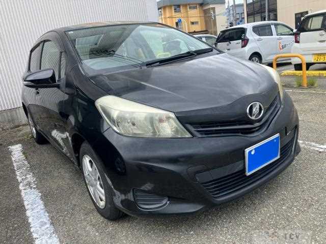 2013 Toyota Vitz