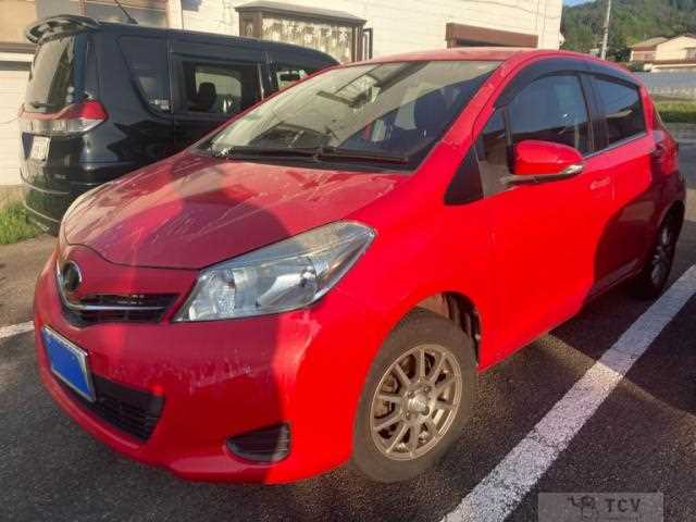 2011 Toyota Vitz