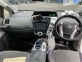 2012 Toyota PRIUS α