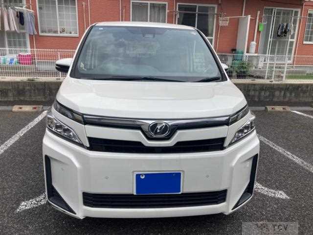 2019 Toyota Voxy