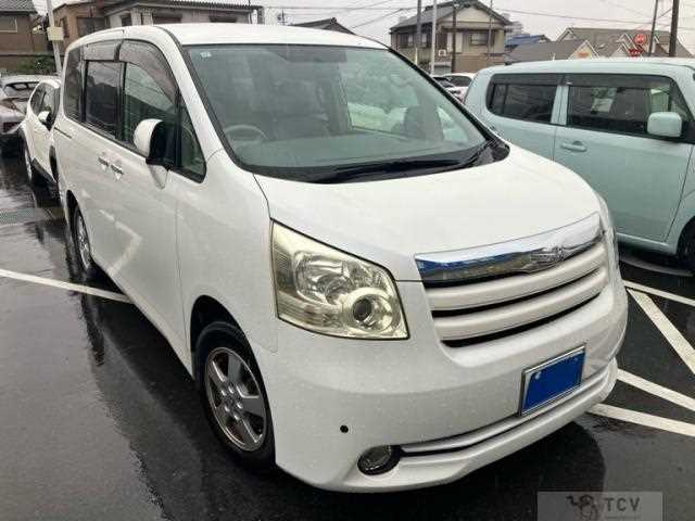 2009 Toyota Noah