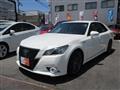 2014 Toyota Crown Hybrid