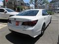2014 Toyota Crown Hybrid