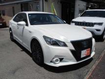 2014 Toyota Crown Hybrid