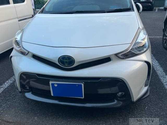 2015 Toyota PRIUS α