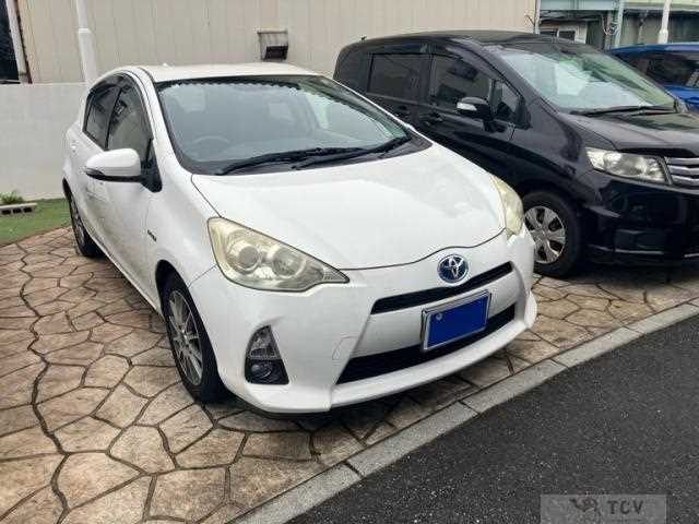 2012 Toyota AQUA