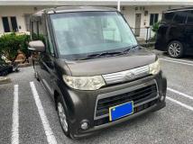 2011 Daihatsu Tanto