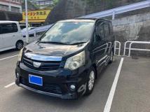 2010 Toyota Noah