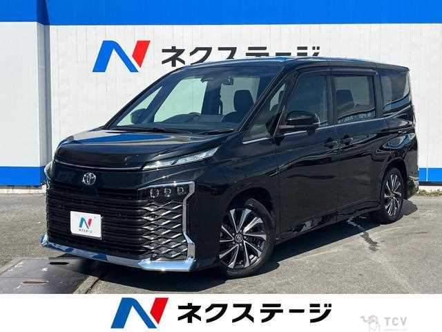 2022 Toyota Voxy