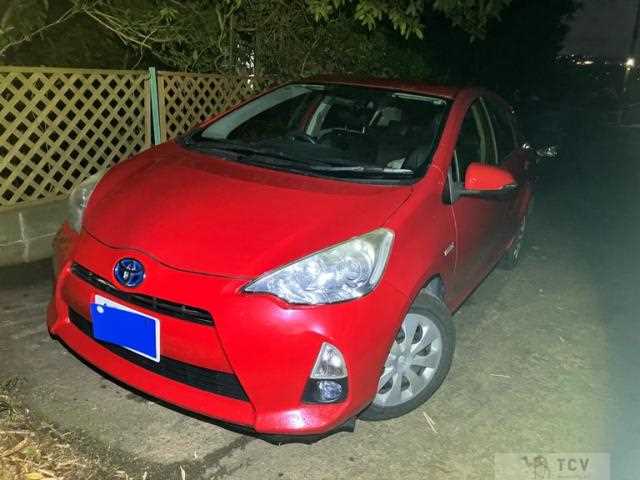 2012 Toyota AQUA