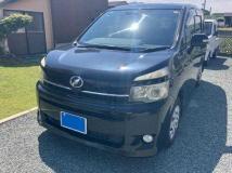 2010 Toyota Voxy