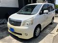 2013 Toyota Noah