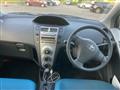 2005 Toyota Vitz