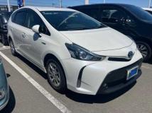 2017 Toyota PRIUS α