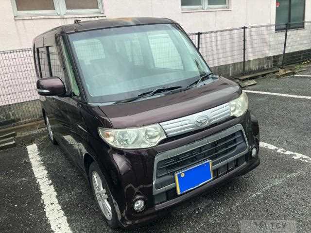 2012 Daihatsu Tanto