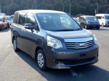 2011 Toyota Noah