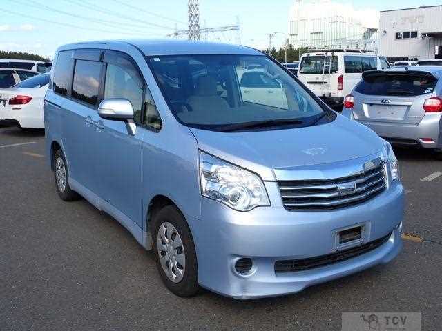 2013 Toyota Noah