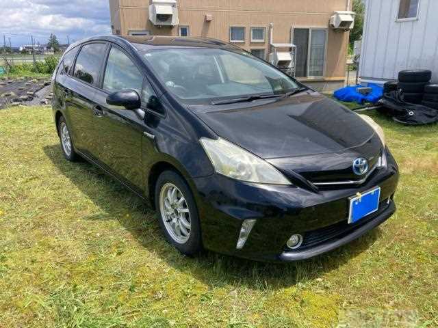 2011 Toyota PRIUS α