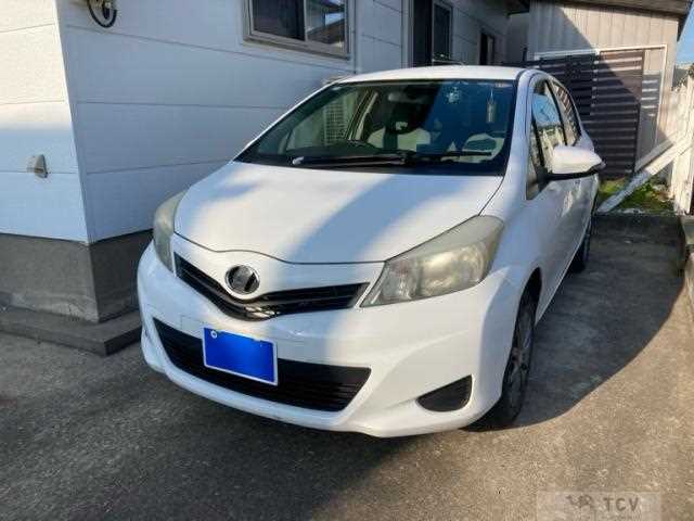 2013 Toyota Vitz