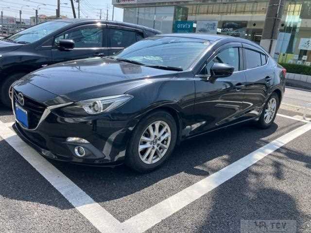 2014 Mazda Axela
