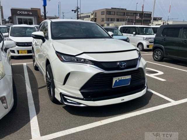 2022 Toyota Harrier Hybrid