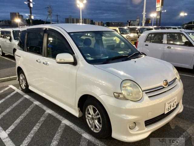 2010 Toyota Sienta