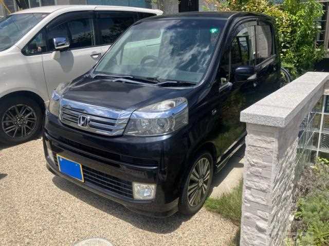 2011 Honda Life