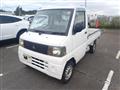 2004 Mitsubishi Minicab Truck