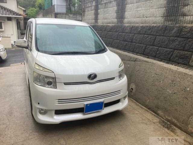 2009 Toyota Voxy
