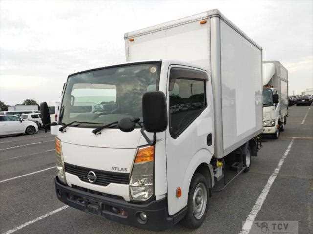 2015 Nissan Atlas