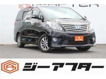 2013 Toyota Alphard Hybrid