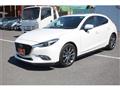 2017 Mazda Axela