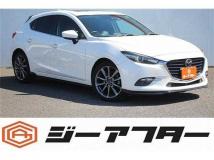 2017 Mazda Axela
