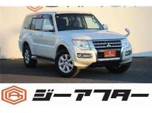 2016 Mitsubishi Pajero
