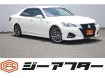 2015 Toyota Crown