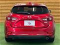 2017 Mazda Axela