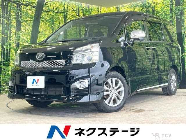 2013 Toyota Voxy