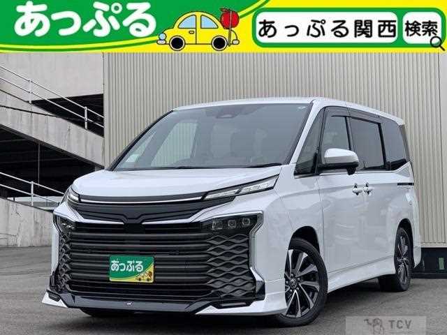 2023 Toyota Voxy