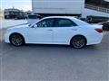 2015 Toyota Crown