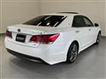 2014 Toyota Crown Hybrid