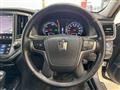 2014 Toyota Crown Hybrid