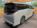 2025 Toyota Alphard Hybrid