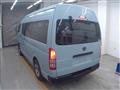 2005 Toyota Regiusace Van