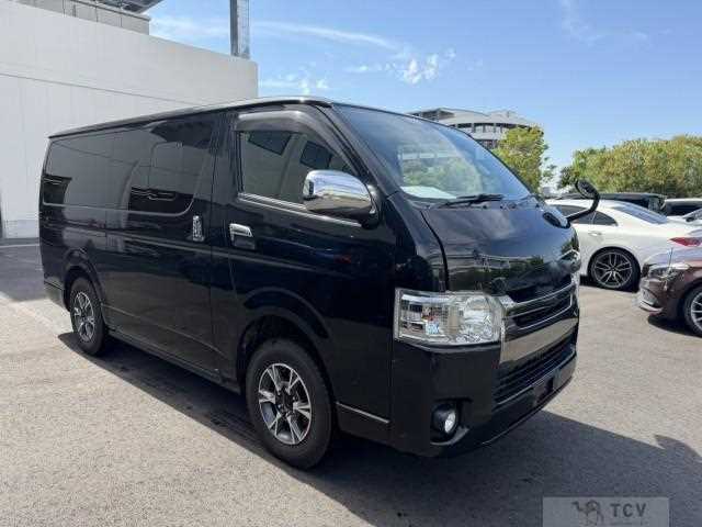 2015 Toyota Regiusace Van